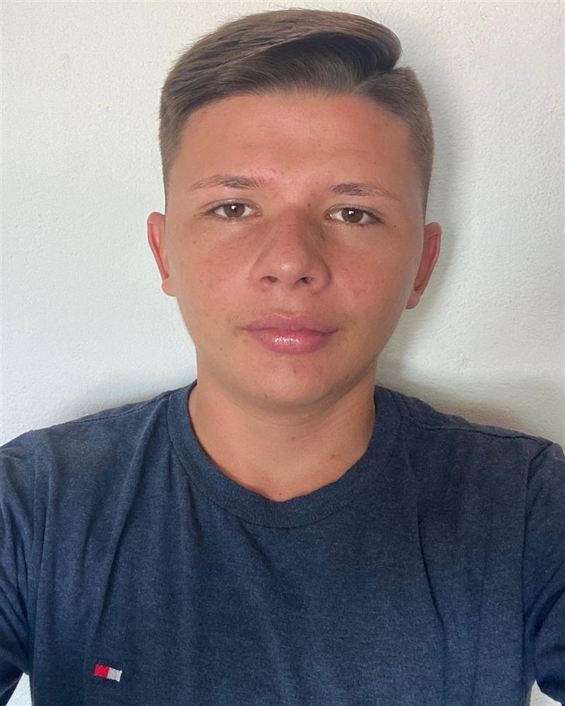 Jeferson G. De Freitas
